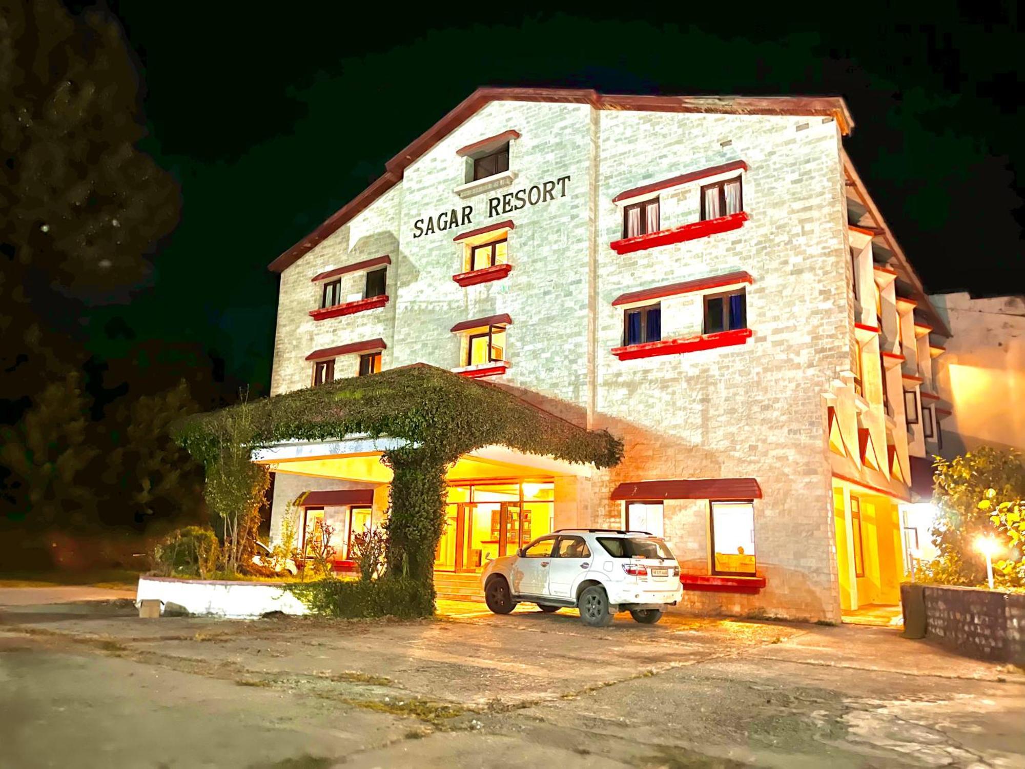 Sagar Resort !! Mountain View ! Luxury Stay ! Family Resort ! Private Parking ! Near Mall Road Манали Экстерьер фото